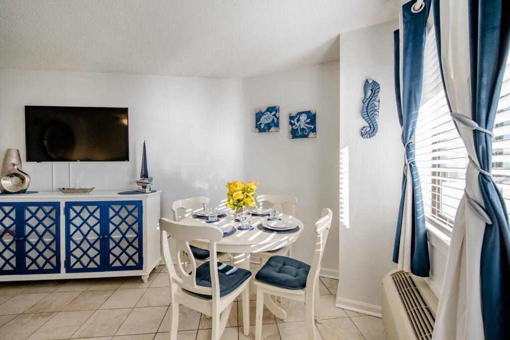 Royal Retreat-Amazing View-King Bed-1 Bedroom-Full Kitchen-Free Parking-Self Check-In Myrtle Beach Exterior foto