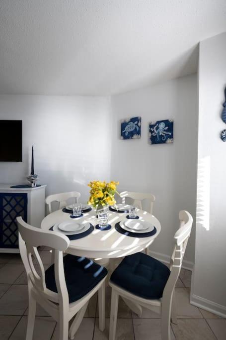 Royal Retreat-Amazing View-King Bed-1 Bedroom-Full Kitchen-Free Parking-Self Check-In Myrtle Beach Exterior foto